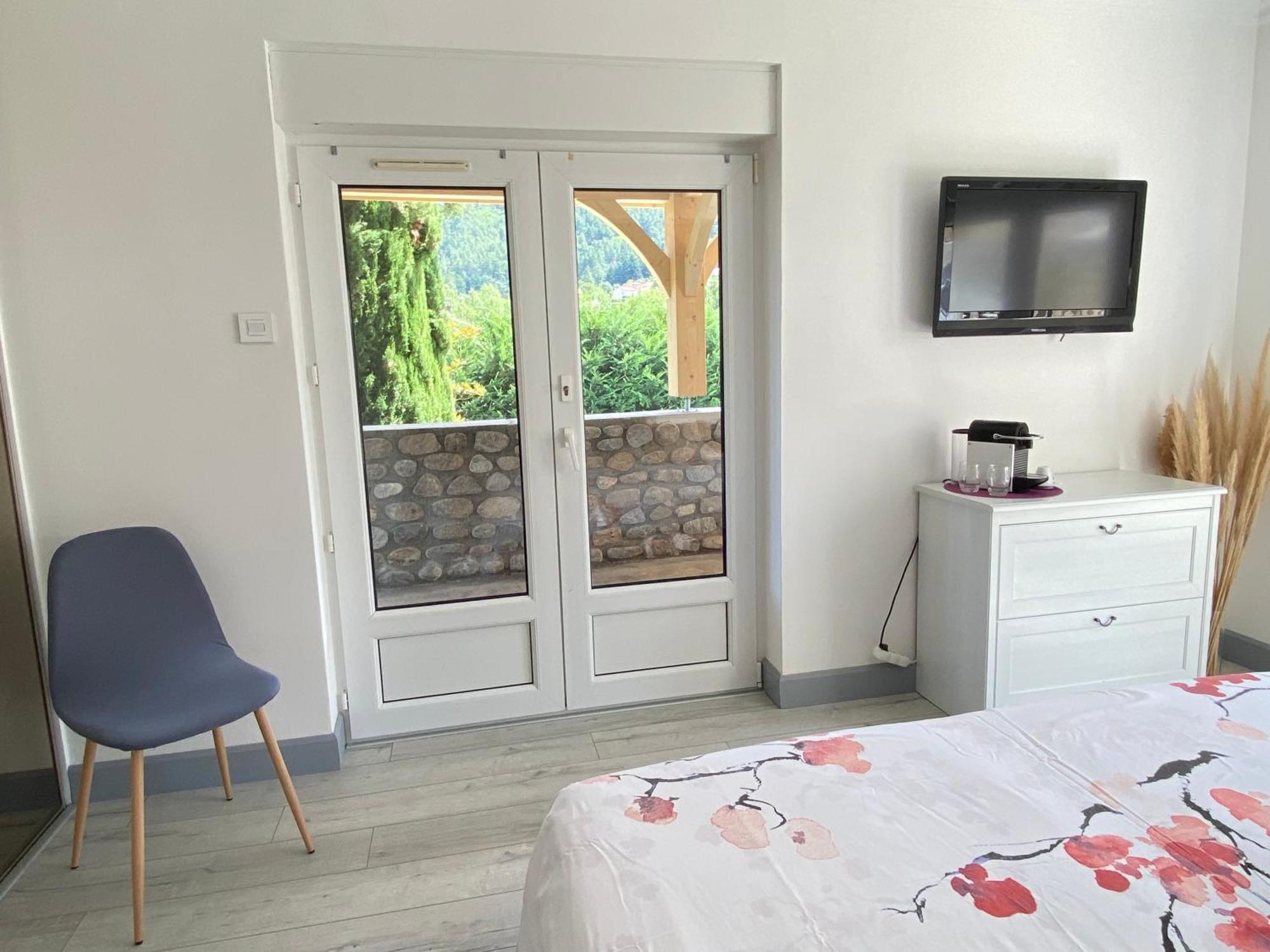 Bed and Breakfast Domaine Les Buis Saint-Fortunat-sur-Eyrieux Exterior foto
